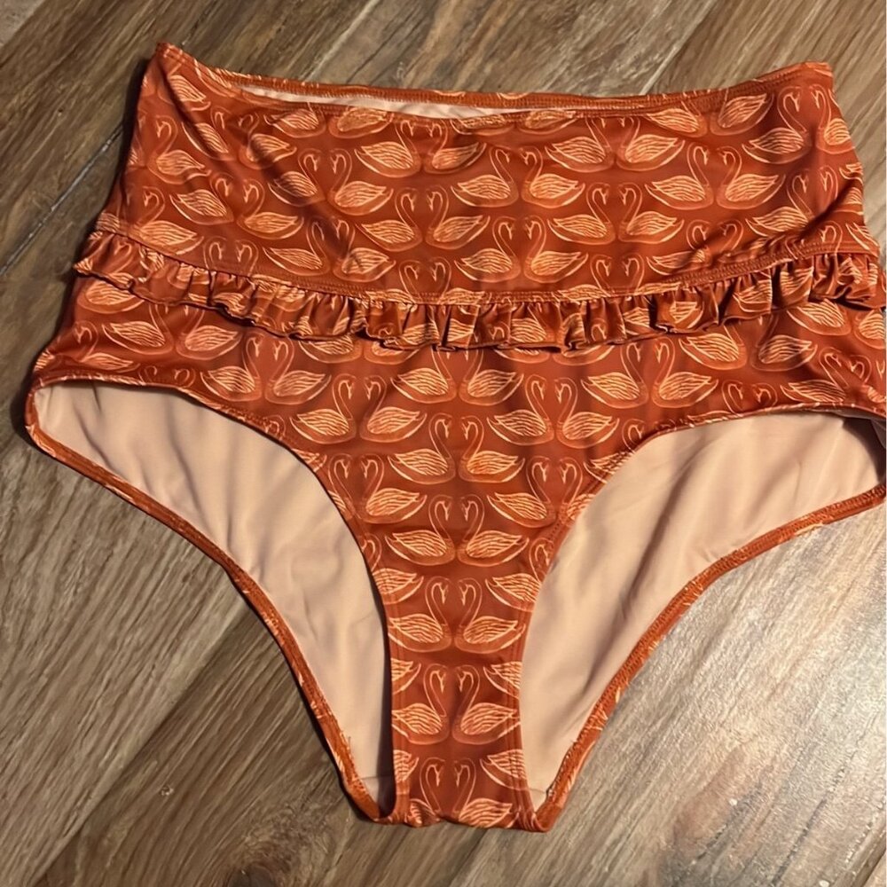Kortni Jeane Swans Mid Ruffle Bottoms